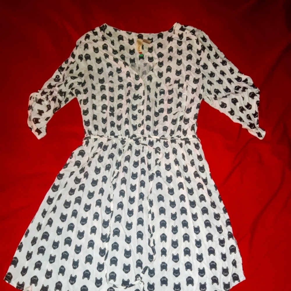 Mimi chica cat dress